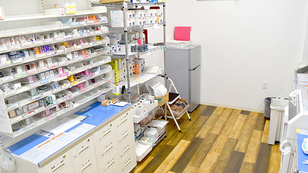 アーク調剤薬局　昭和店の調剤室