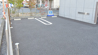 ガーデン薬局の駐車場