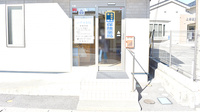 いずみ薬局の入口