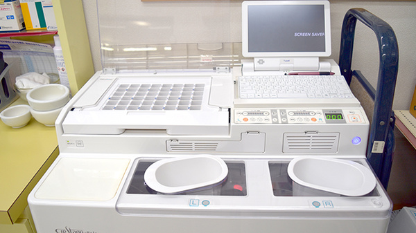 タカチ薬局の調剤器具
