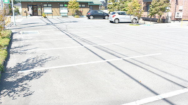 グリーン薬局の駐車場