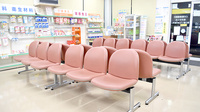 たんぽぽ薬局　岐阜中央店の待合スペース