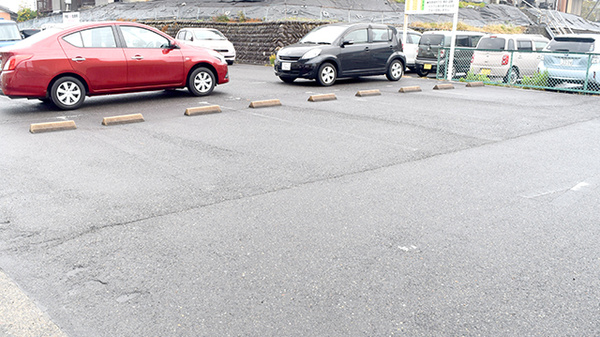 たんぽぽ薬局　長良センター店の駐車場