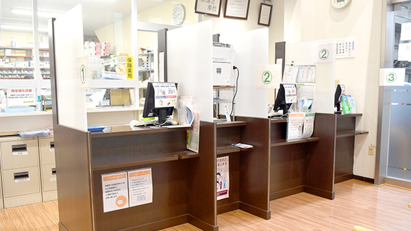 たんぽぽ薬局　長森店の受付/カウンター
