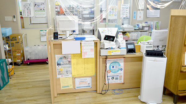 平成調剤薬局川部店の受付/カウンター