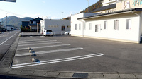 平成調剤薬局日野店の駐車場