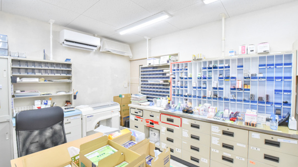 海薬局の調剤室
