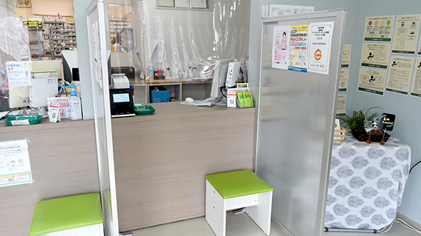 平成調剤薬局笠松店の受付/カウンター