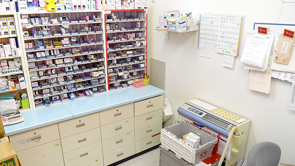 しょうなん調剤薬局山県店の調剤室
