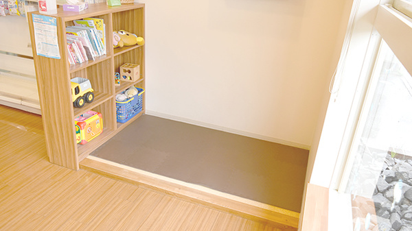 ユニファーマシーマツバラ薬局のキッズ用設備