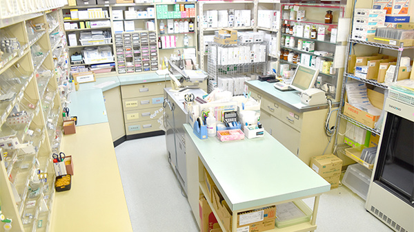 たんぽぽ薬局　ほづみ駅前店の調剤室