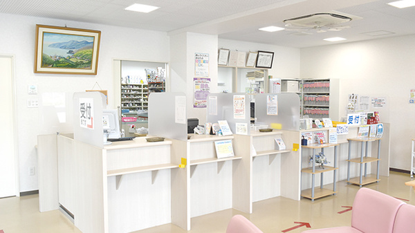 株式会社アサヒ函南薬局の受付/カウンター