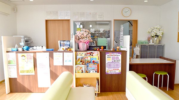原田薬局谷田店の受付/カウンター