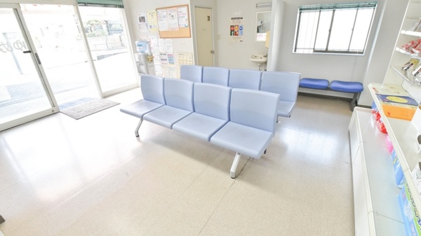 ゆめ薬局の待合スペース