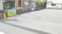 ひかり薬局の駐車場