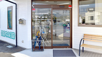 メイプル薬局　若の宮店の入口