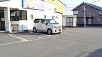 メイプル薬局　若の宮店の駐車場