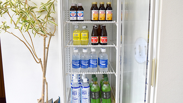 メイプル薬局　前田町店の飲食物