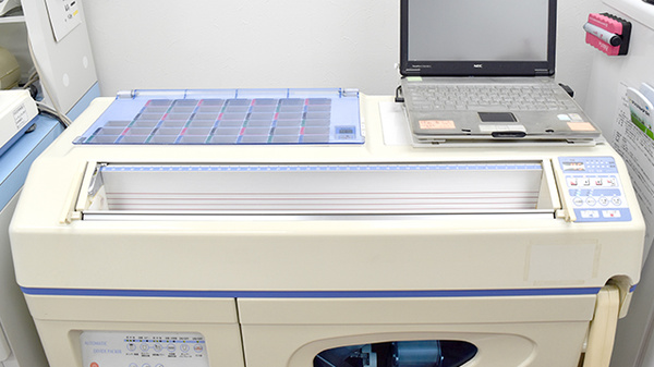 メイプル薬局　上小泉店の調剤器具