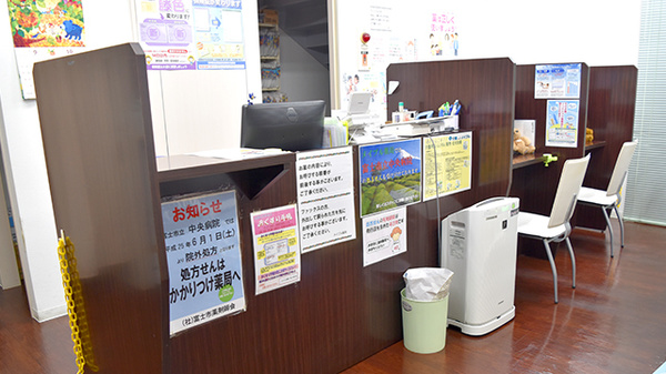 メイプル薬局　富士本町店の受付/カウンター