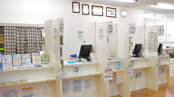 たんぽぽ薬局　静岡日赤前店の受付/カウンター