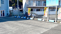 ひばり城北薬局の駐車場
