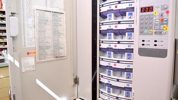 ひくま薬局の調剤器具