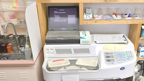 船越あひる薬局の調剤器具