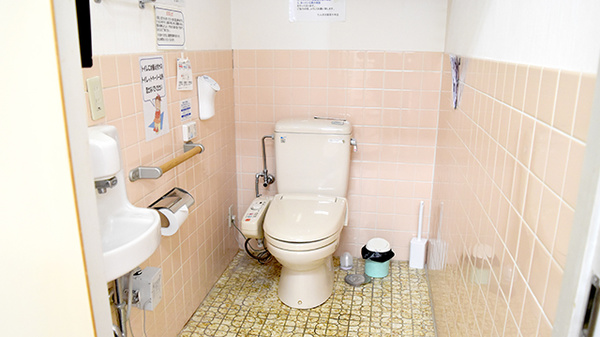 たんぽぽ薬局　千早店のお手洗い
