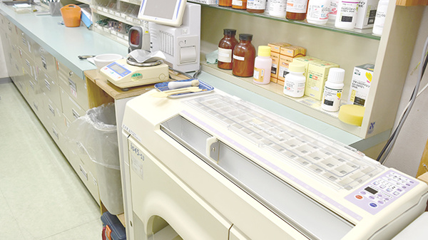 エム・エヌ調剤薬局港店の調剤器具