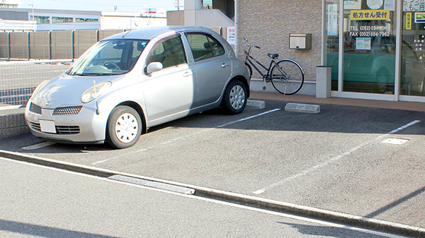 たんぽぽ薬局　木場店の駐車場