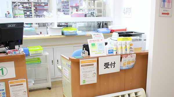 たんぽぽ薬局　たから店の受付/カウンター
