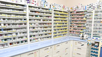 フォレスト調剤薬局の薬棚