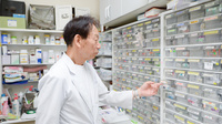 有限会社　伊藤薬局の作業風景