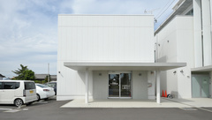 ハートフル調剤薬局の外観