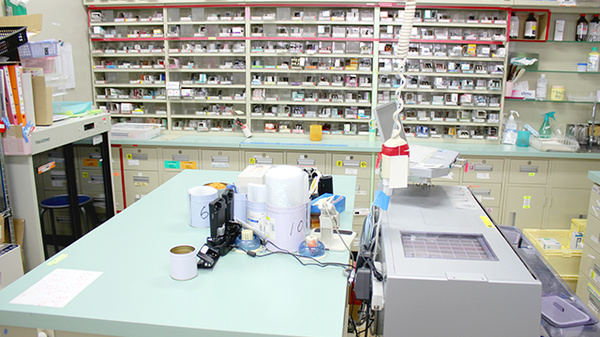 たんぽぽ薬局　平町店の調剤室
