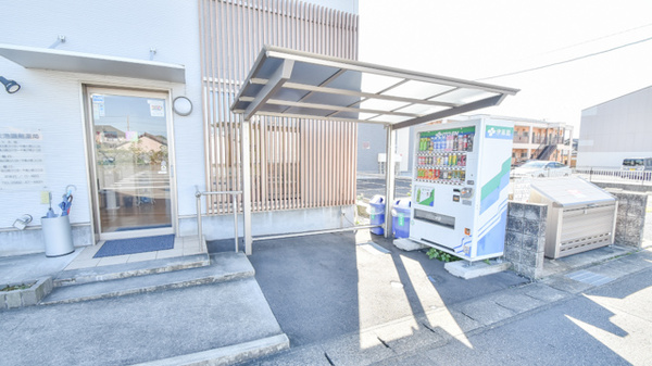 大池調剤薬局の駐輪場