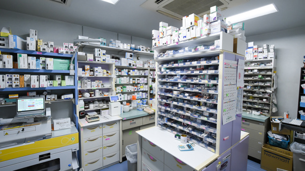 清祥薬局の調剤室