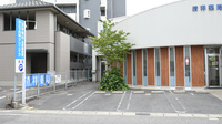 清祥薬局の駐車場