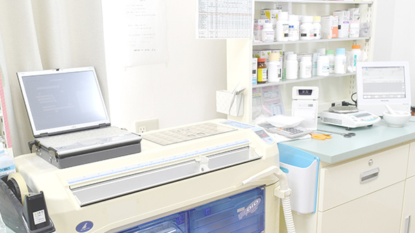 ふわり薬局　津島店の調剤器具