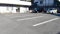 ライフ調剤薬局東山店の駐車場