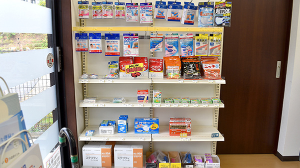 ヤナセ東海調剤薬局ひがし豊栄店の雑貨品
