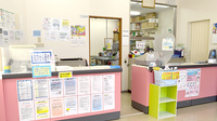 ヘルスバンクヤナセ薬局前山店の受付/カウンター