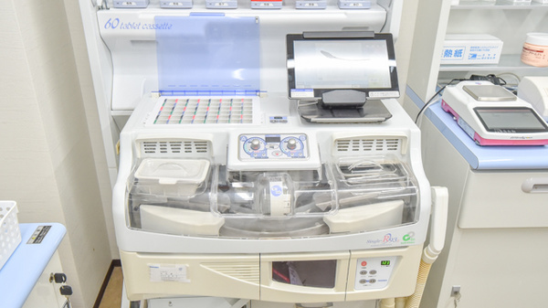 リリーフ薬局小牧駅前店の調剤器具