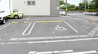 たんぽぽ薬局　中ノ池店の駐車場