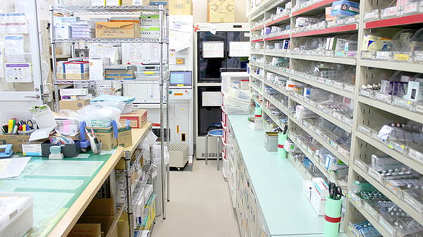 たんぽぽ薬局　旭店の調剤室