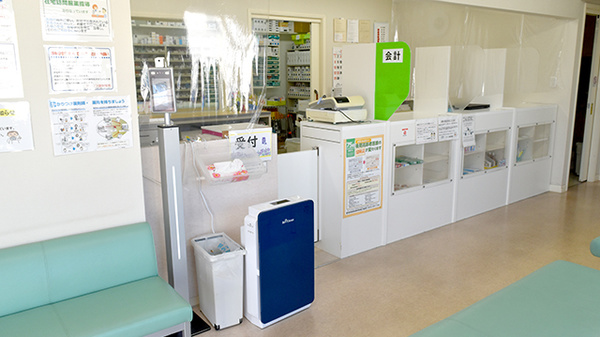 アイリス調剤薬局の受付/カウンター