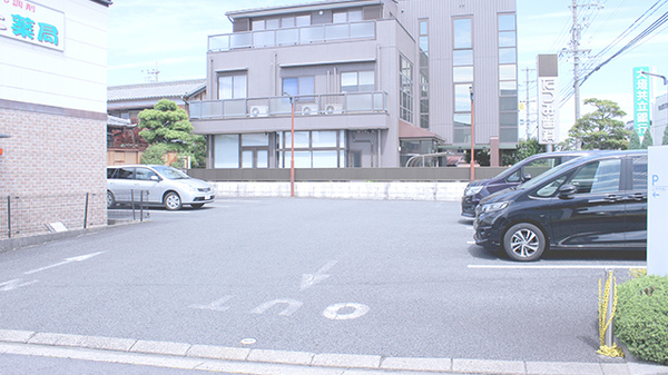 こぶた薬局（三重県四日市市）の駐車場