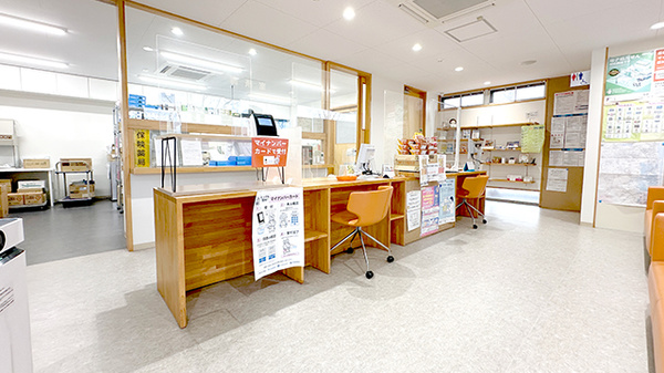スズカ調剤薬局稲生店の受付/カウンター