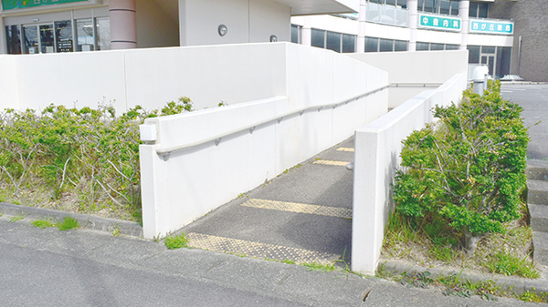 西が丘薬局のバリアフリー設備